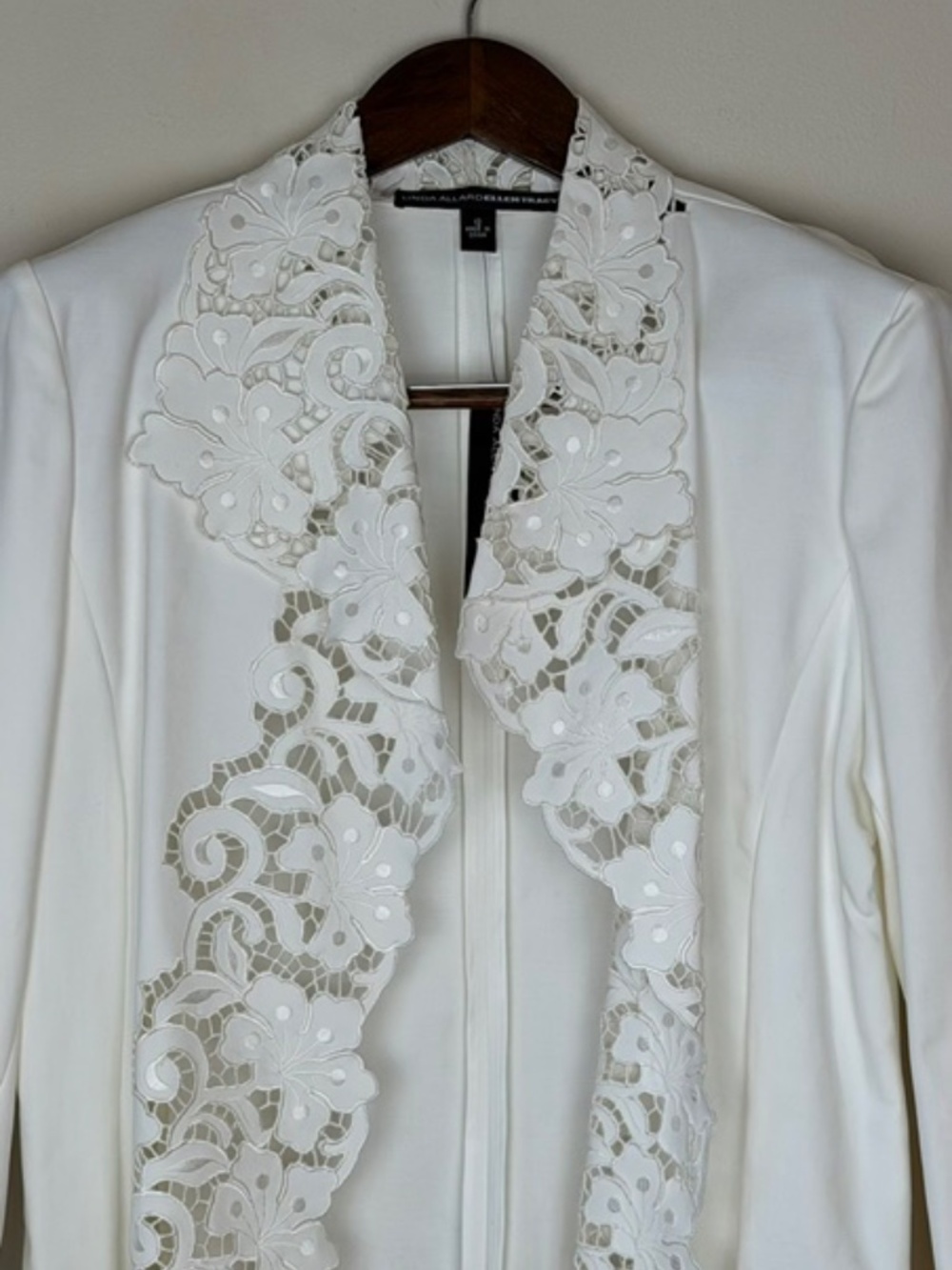 Ellen Tracy White Lace Like Cutout Blazer Jacket Cottagecore Romantic Women's 12 - Picture 2 of 8